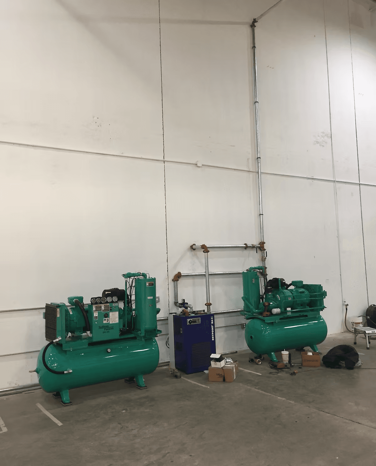 Professional compressed air system installation